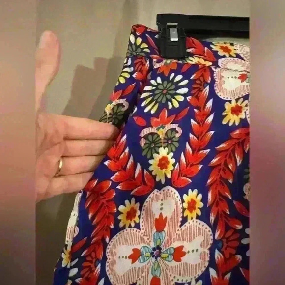 Women’s Red Lucky & Coco Shorts - Picture 2 of 7